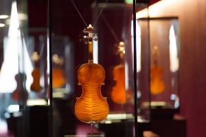 XV Concorso Triennale Internazionale di liuteria Antonio Stradivari: il 26 settembre la premiazione